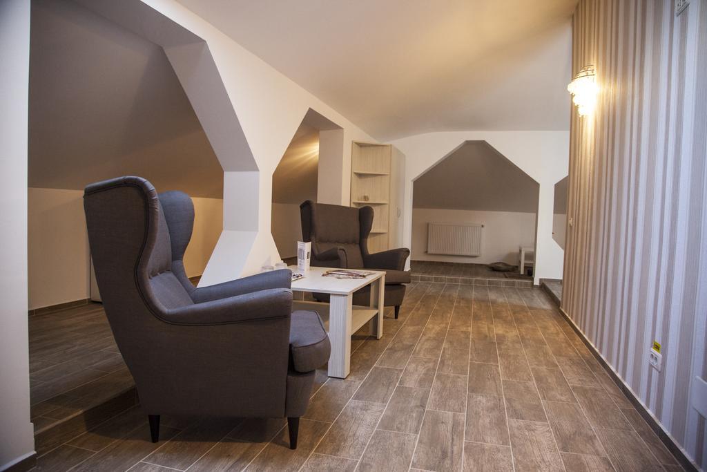 Hotel Nova Popesti-Leordeni